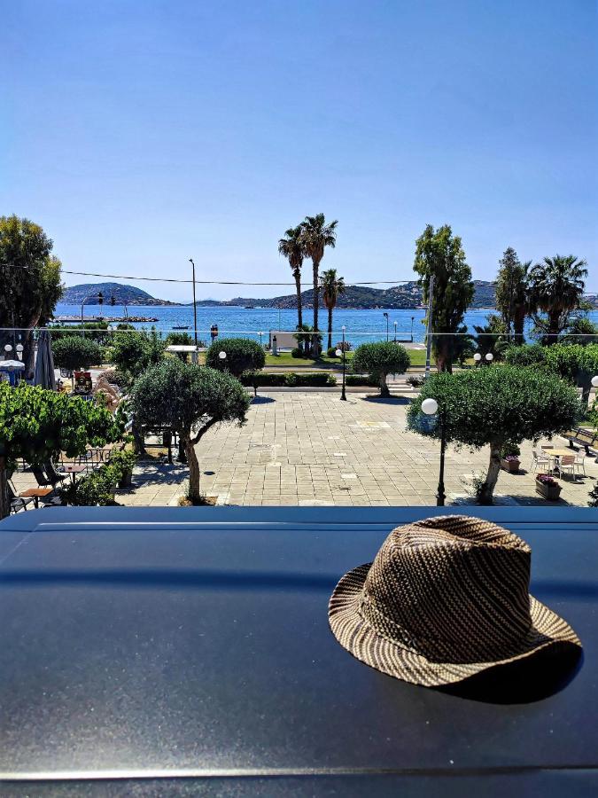 Palaiá Fókaia Seaview-Apartments מראה חיצוני תמונה