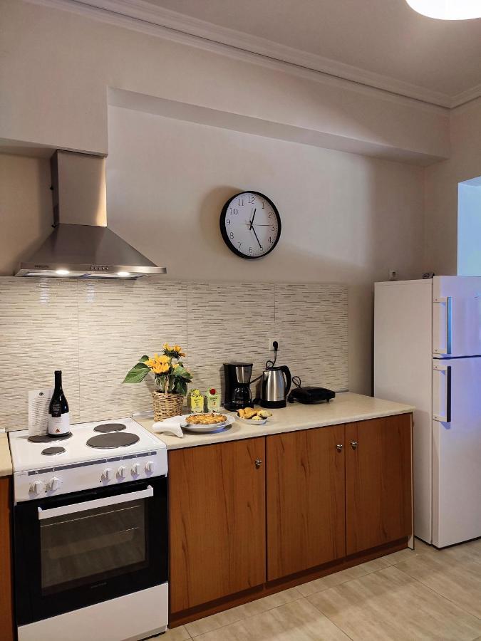 Palaiá Fókaia Seaview-Apartments מראה חיצוני תמונה