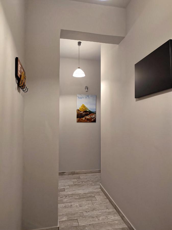 Palaiá Fókaia Seaview-Apartments מראה חיצוני תמונה