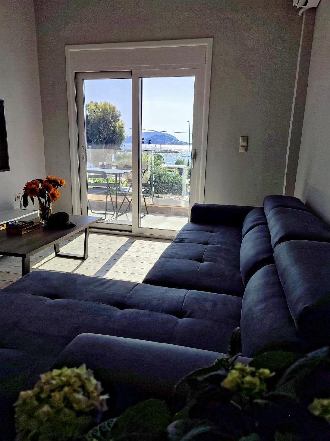Palaiá Fókaia Seaview-Apartments מראה חיצוני תמונה