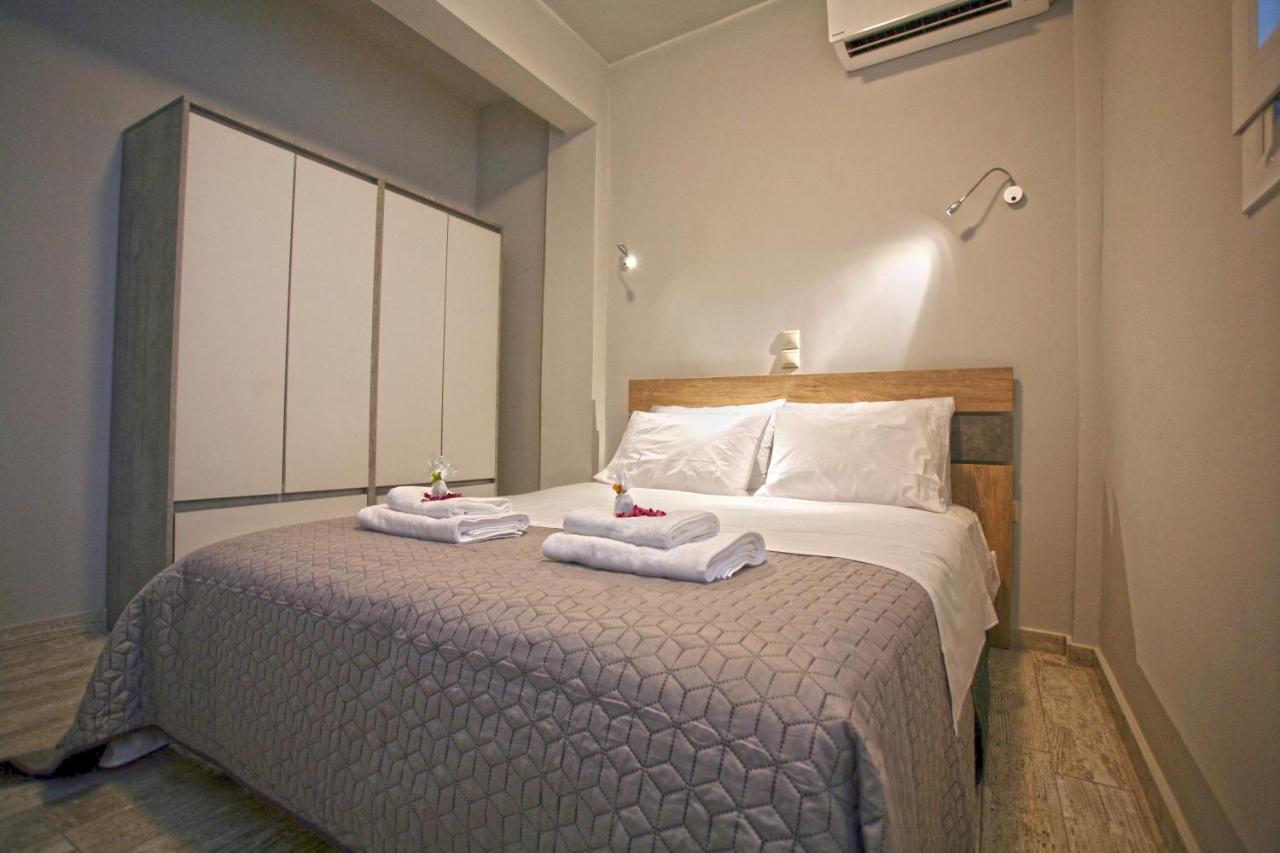 Palaiá Fókaia Seaview-Apartments מראה חיצוני תמונה